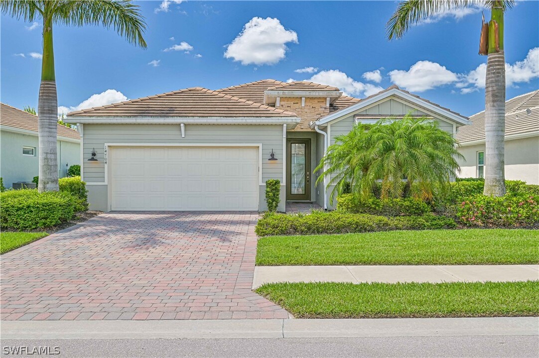 14704 Kelson Cir in Naples, FL - Building Photo