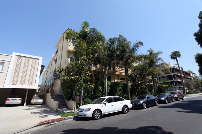 Residential Condominium in Los Angeles, CA - Building Photo - Building Photo