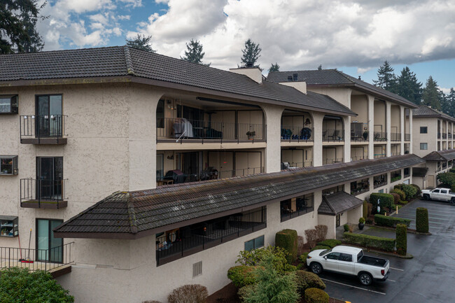 16925 Inglewood Rd NE in Kenmore, WA - Building Photo - Building Photo