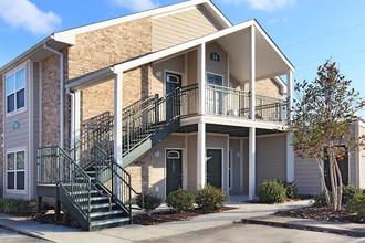 Lafayette Garden in Scott, LA - Building Photo - Building Photo