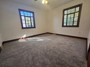 354 Argonne Dr in New Kensington, PA - Building Photo - Building Photo