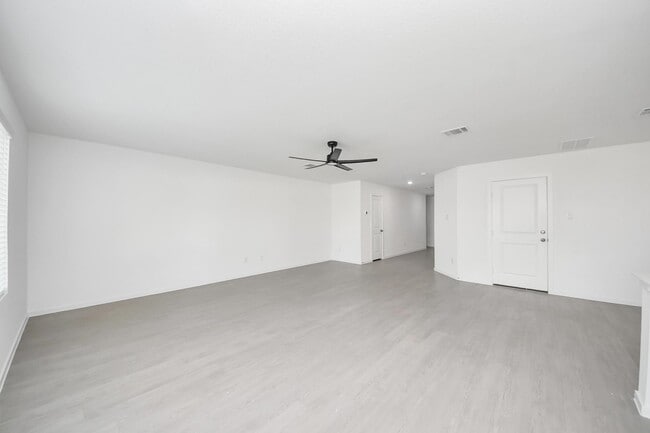 property at 31422 Casacalenda Ln