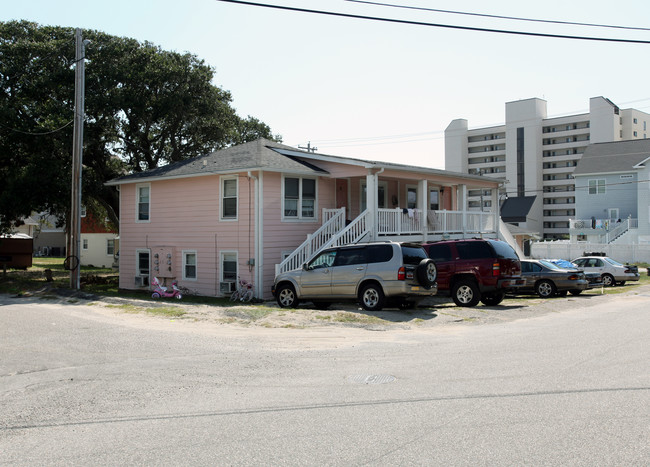 Seaview Villas in North Myrtle Beach, SC - Building Photo - Building Photo