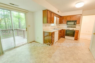 2026 Heather Glen Rd in Charlottesville, VA - Building Photo - Building Photo