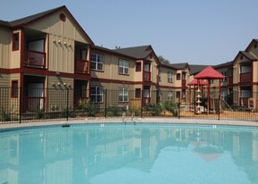 Chico Courtyards in Chico, CA - Building Photo