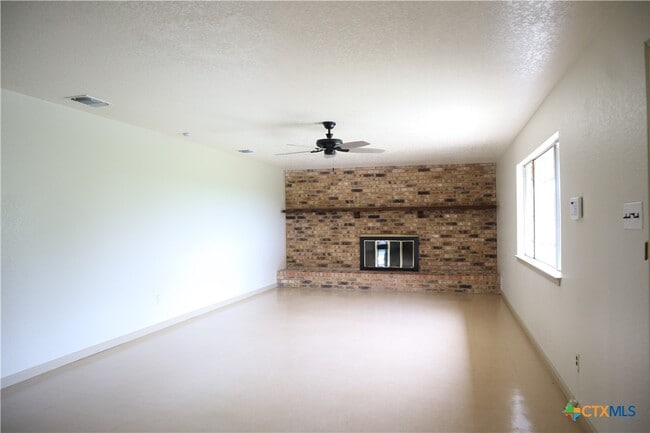 707 Old Seguin Luling Rd