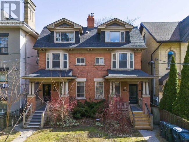 property at 105-105 Pembroke St
