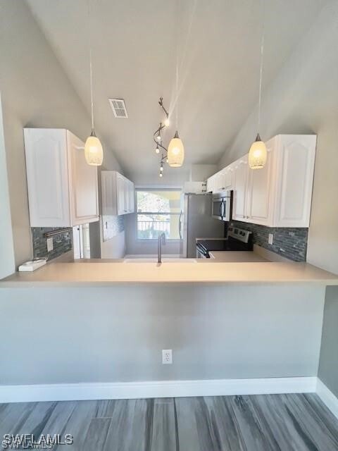 property at 1316 Mainsail Dr