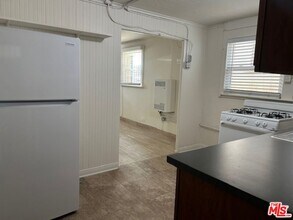 237 Marine St in Santa Monica, CA - Building Photo - Building Photo