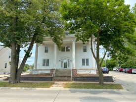 2717 West St in Ames, IA - Building Photo