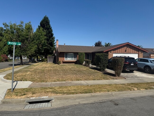 property at 3101 Wolsey Pl