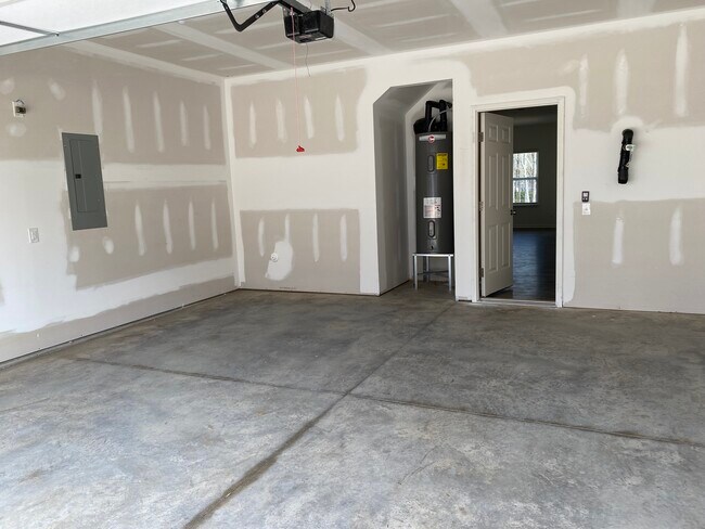4671 Wesmar Ct in Winston-Salem, NC - Building Photo - Building Photo
