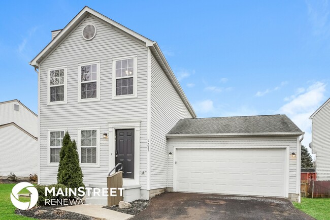 7287 Candlestone Dr in Reynoldsburg, OH - Foto de edificio - Building Photo