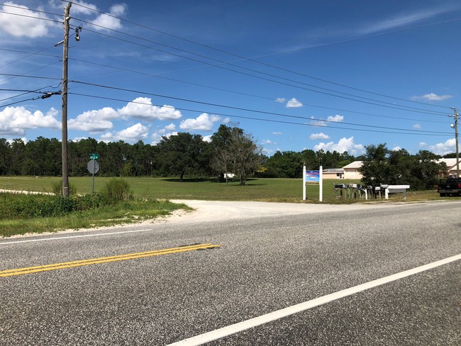 Sunflower Estates MHP in Crescent City, FL - Building Photo - Other