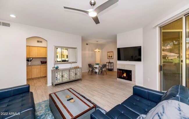 property at 1411 E Orangewood Ave