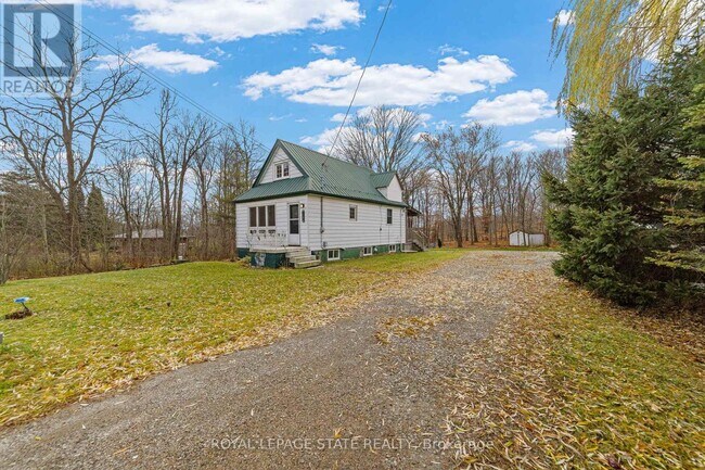 2383 Kirk Rd in Hamilton, ON - Building Photo - Building Photo