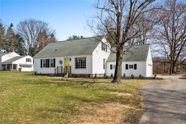 5205 Harper Rd in Solon, OH - Building Photo - Building Photo