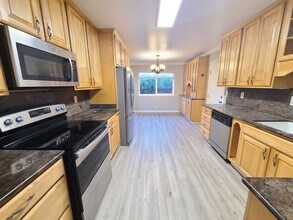 1431 Bryan Ave in San Jose, CA - Building Photo - Building Photo