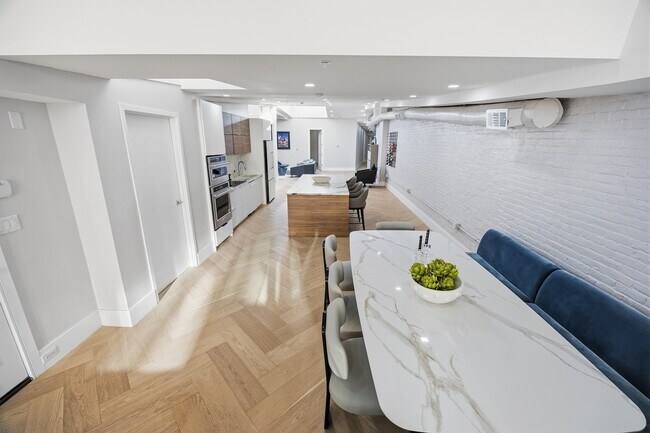 125 Broad St, Unit PH in Boston, MA - Building Photo - Building Photo