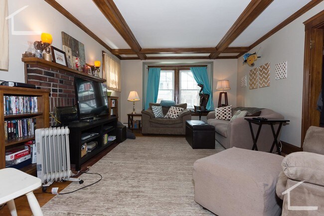 15 Stetson St-Unit -1 in Brookline, MA - Building Photo - Building Photo