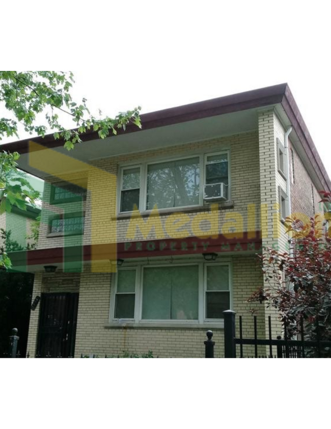 property at 7154 S Francisco Ave
