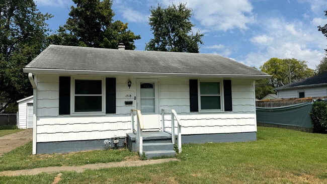 property at 1718 Cass Ave