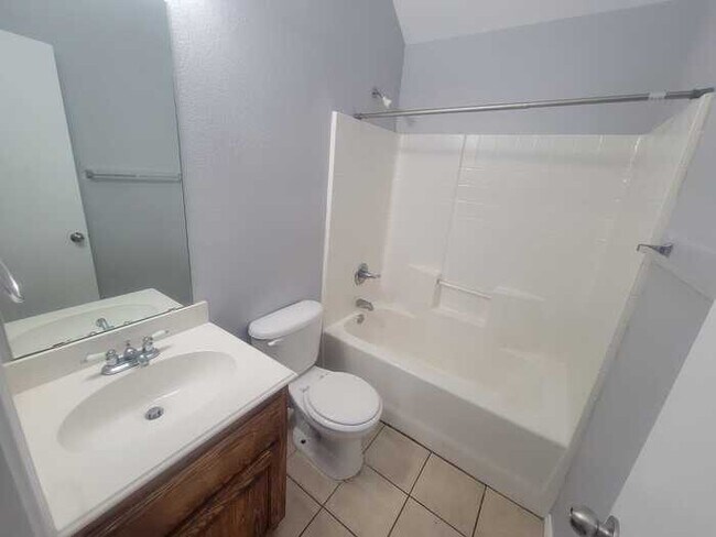 12637 Carpenter Ln in Rhome, TX - Building Photo - Building Photo