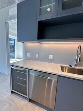 91 NW 26th St, Unit B8 in Miami, FL - Foto de edificio - Building Photo