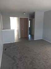 3716 Heritage Pkwy in Dearborn, MI - Building Photo - Building Photo