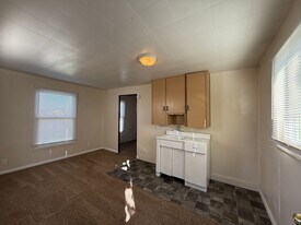 200 1/2 Fillmore St in Taft, CA - Building Photo