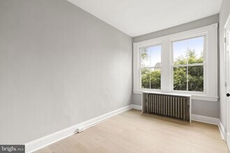 216 Collingdale Ave, Unit 1 in Collingdale, PA - Building Photo - Building Photo