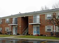 Melrose Village Apartments in Findlay, OH - Foto de edificio - Building Photo