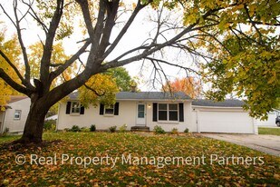 1849 Covington Dr SE in Grand Rapids, MI - Building Photo