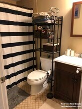 341 W Broadway, Unit 1 in Boston, MA - Building Photo - Building Photo