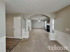 111 Darbys Run Way in Hiram, GA - Foto de edificio - Building Photo