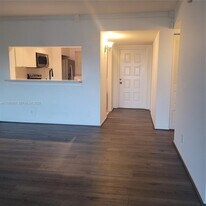 1920 Sabal Palm Dr in Davie, FL - Building Photo