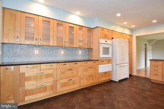 4324 Moylan Ln in Fairfax, VA - Building Photo - Building Photo