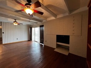 1008 S College Rd in Lafayette, LA - Building Photo - Building Photo