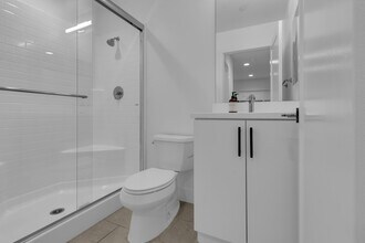 2907 W Exposition Pl in Los Angeles, CA - Building Photo - Building Photo