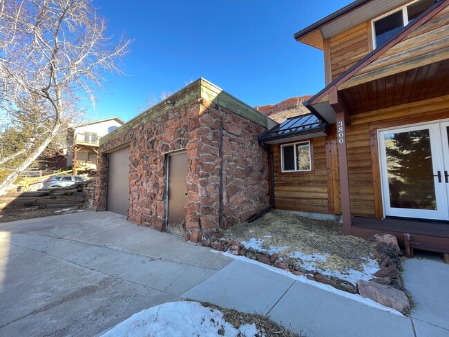 3800 Soderburg Dr in Fort Collins, CO - Building Photo - Building Photo