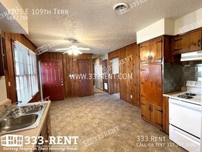 7305 E 109 Terrace in Kansas City, MO - Building Photo - Building Photo