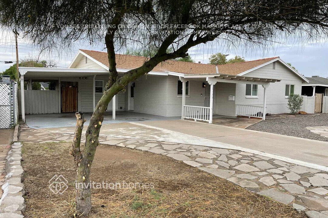 2133 W Palmaire Ave in Phoenix, AZ - Building Photo