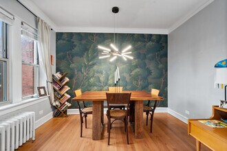 4128.5 N Kedvale Ave in Chicago, IL - Building Photo - Building Photo
