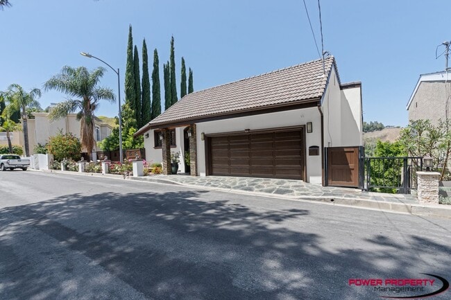property at 4932 Llano Dr