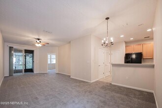 6142 Bartram Village Dr, Unit 5508 in Jacksonville, FL - Building Photo - Building Photo