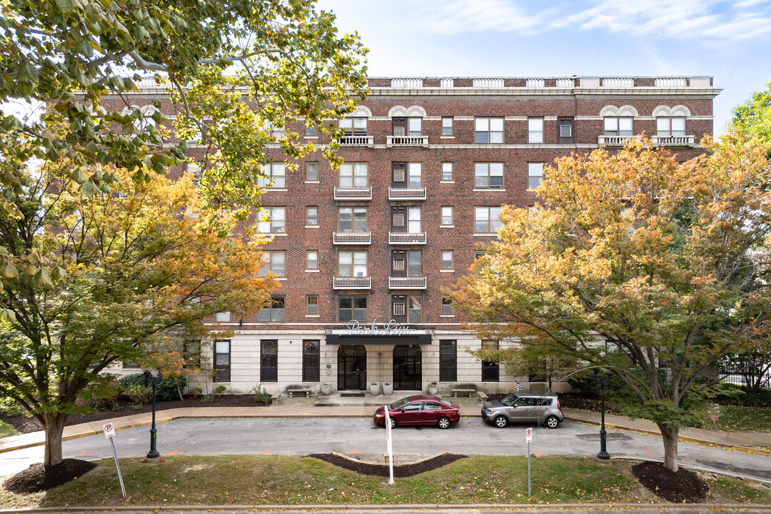 The Park Lux in St. Louis, MO - Foto de edificio