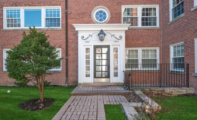 1404 Hinman Ave, Unit 1W in Evanston, IL - Building Photo - Building Photo