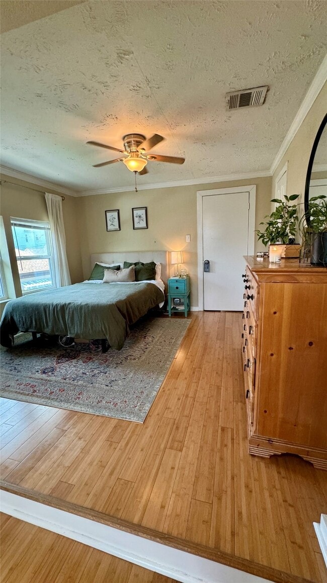 property at 404 Quitman St