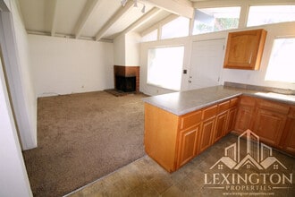 3821 El Oro St in North Highlands, CA - Building Photo - Building Photo