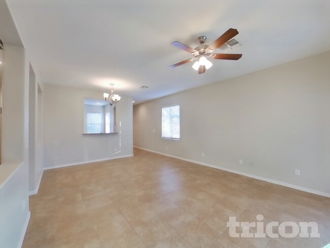 723 W Dana Dr in San Tan Valley, AZ - Building Photo - Building Photo